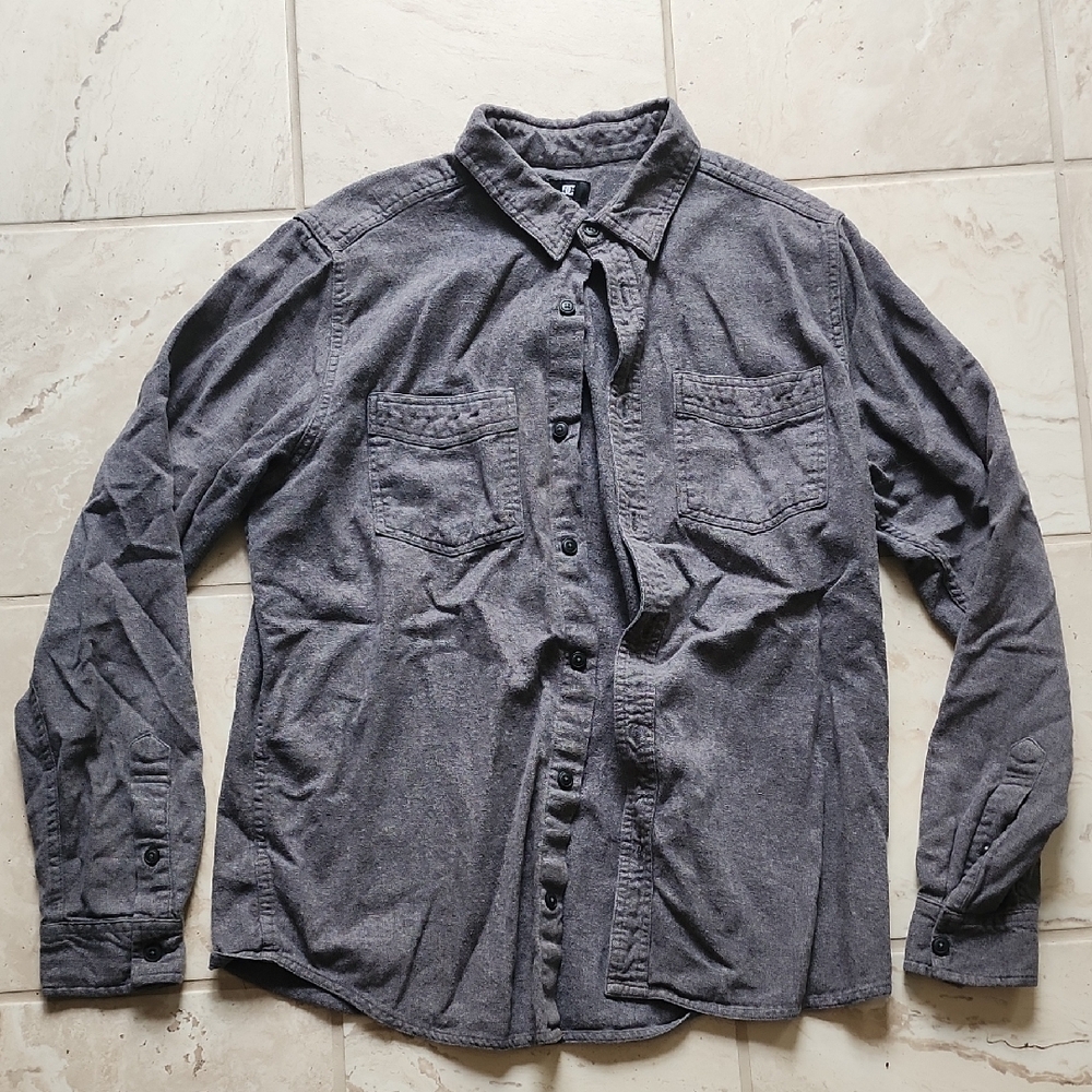 DC Men's Small Gray Button-Up Shirt